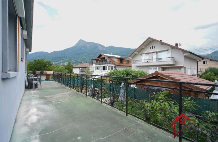 À Cluses La Sardagne, T4 avec terrasse et jardin — photo 2