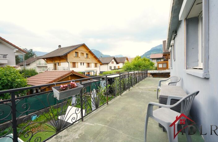 À Cluses La Sardagne, T4 avec terrasse et jardin — photo 4