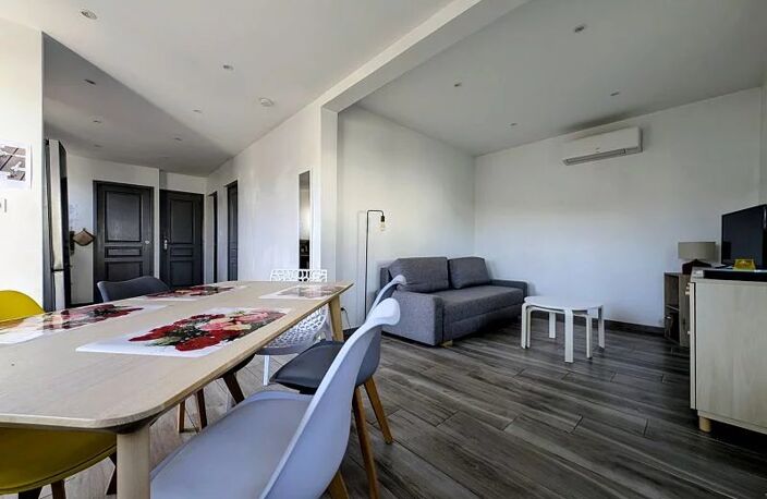 Vente maison 3 pièces 50 m² Saint-Mitre-les-Remparts (13920) — photo 3