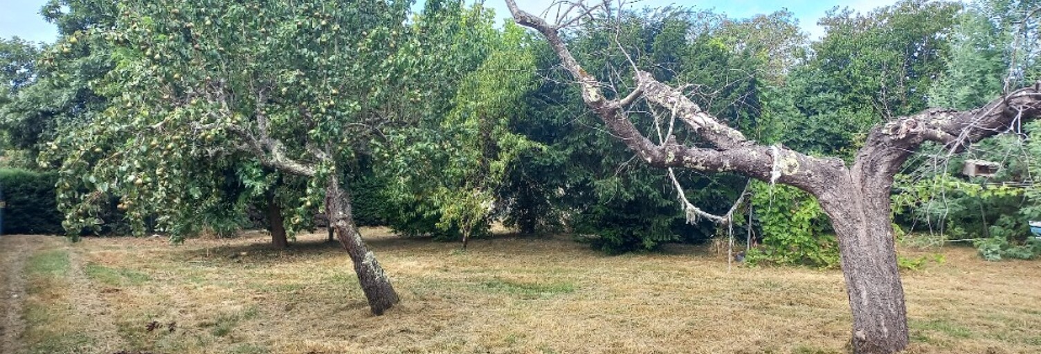 Terrain  830 m² à vendre à Montpon-Ménestérol (24700)