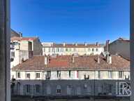 STUDIO * DOCTEUR ESCAT * VUE DEGAGEE — photo 2