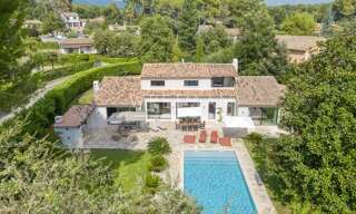 Maison 6 Pièces 220 m² à vendre à Roquefort-les-Pins (06330)