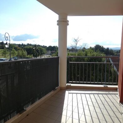 Appartement 3 pièces 997 €