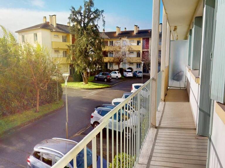 À vendre T3 de 73 m² avec balcons – Beau potentiel à exploiter — photo 1