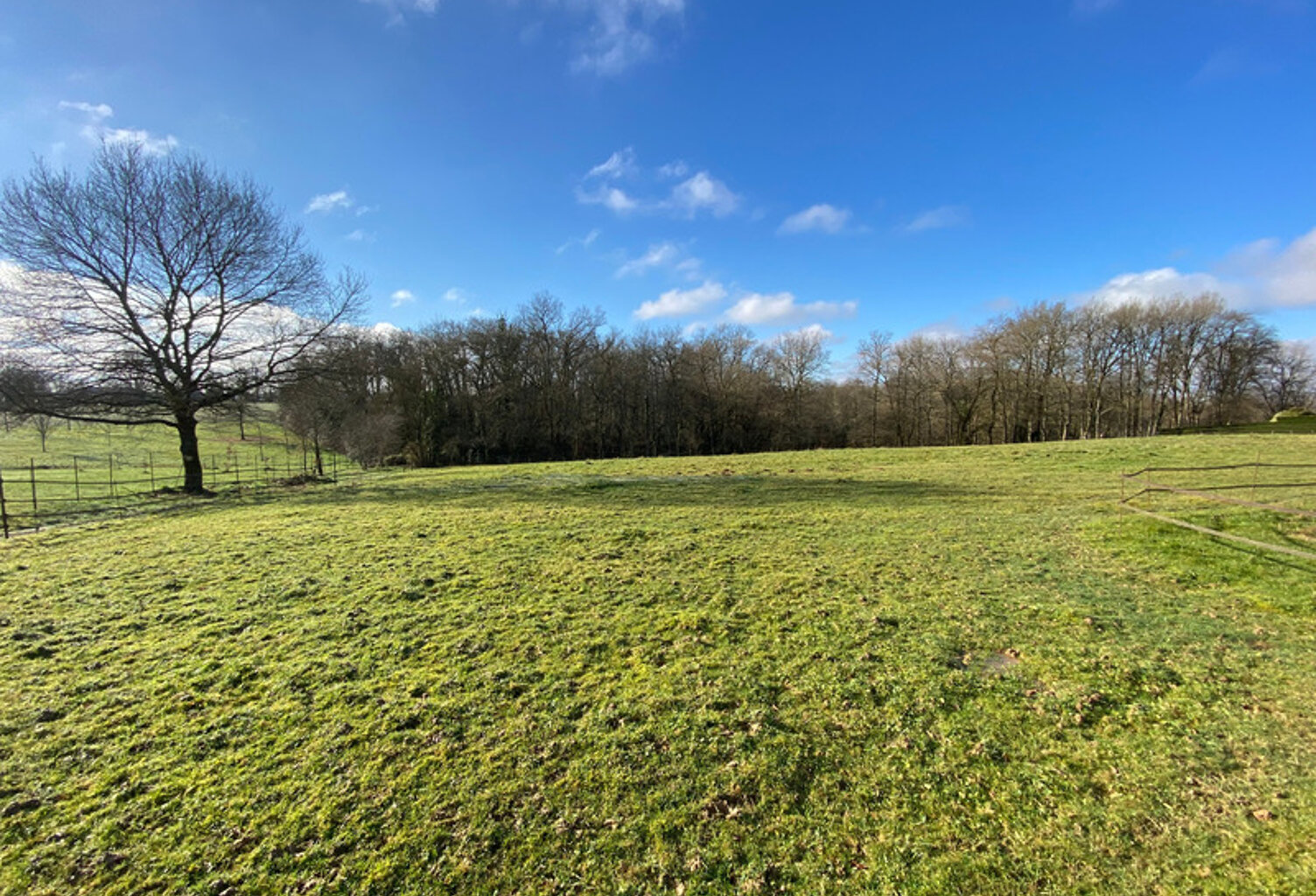 Dpt Gers (32), à vendre proche de BARCELONNE DU GERS Terrain à bâtir de 1570 m², au calme — photo 1