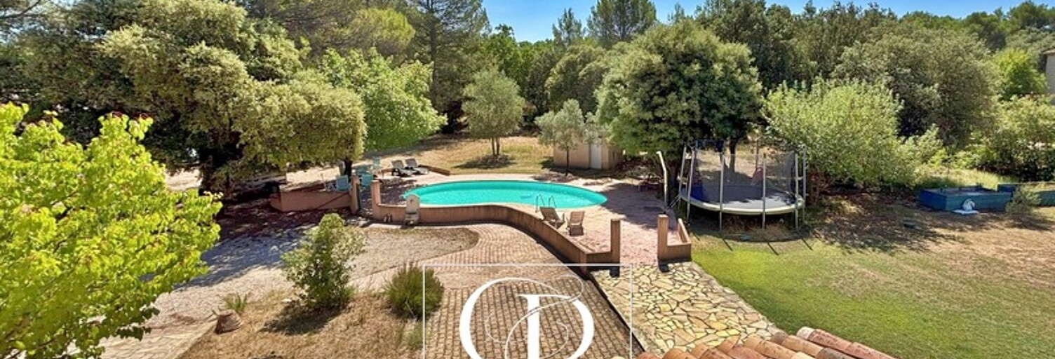 Maison 8 Pièces 236 m² à vendre à Saint-Cannat (13760)