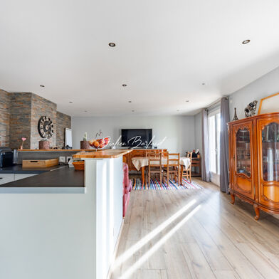 Appartement 3 pièces 258000 €