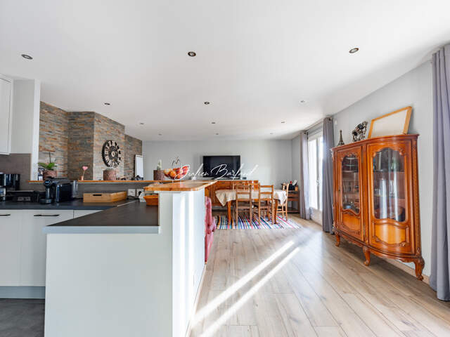 Appartement à vendre 3 pièces + combles + dépendance CHELLES (77) — photo du bien