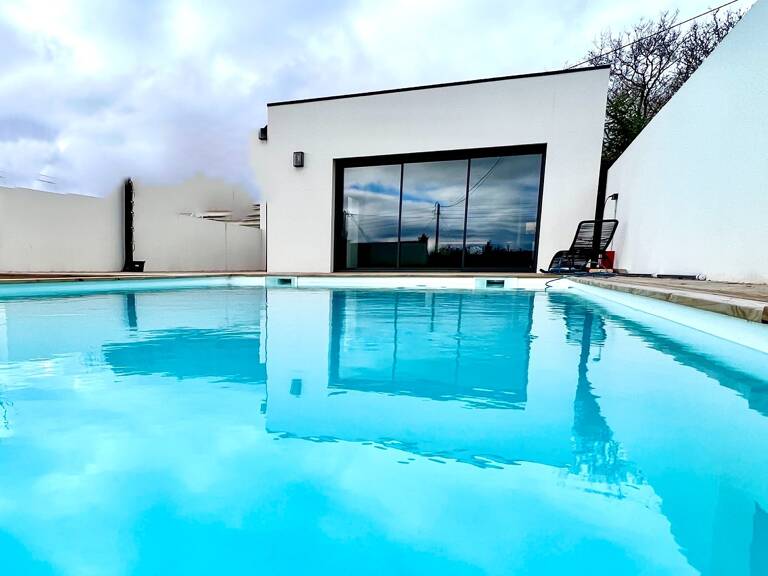 Dpt Finistère (29), à vendre proche de BREST Relecq Kerhuon Maison T5 de 120 m² - Piscine - Garage — photo 1