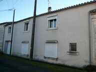 ⚜ BALLANS (17) A Vendre MAISON de VILLAGE Rénovée à Aménager ⚜ — photo 2