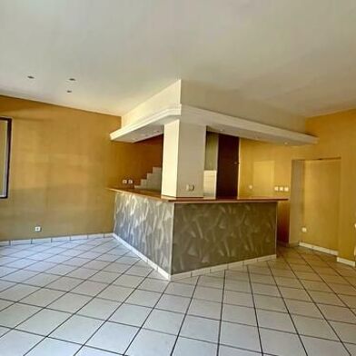 Appartement 3 pièces 690 €