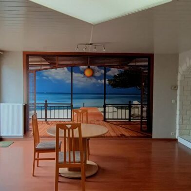 Maison 6 pièces 1400 €