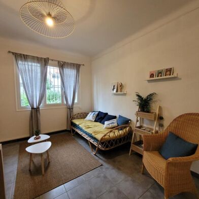 Appartement 3 pièces 900 €