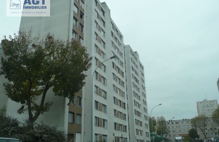 BEAUVAIS — photo 2