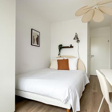 Appartement 5 pièces 650 €