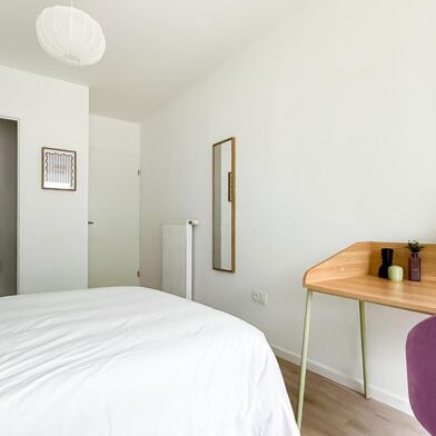 Appartement 5 pièces 675 €