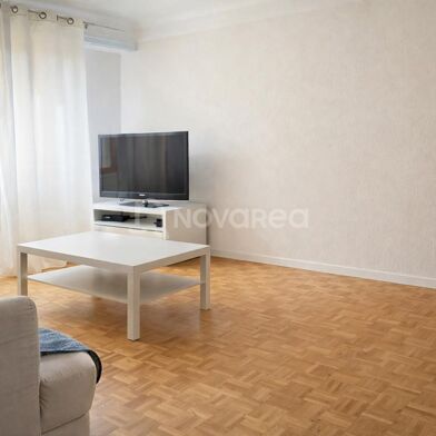 Appartement 4 pièces 192000 €