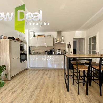 Maison 3 pièces 720 €