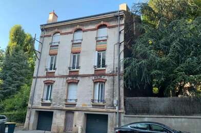 Appartement 3 pièces 760 €