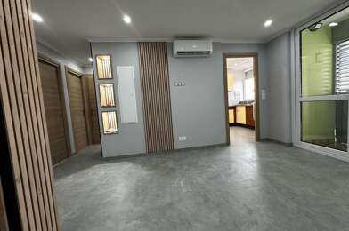 Appartement 5 pièces 1200 €