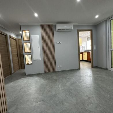 Appartement 5 pièces 1200 €