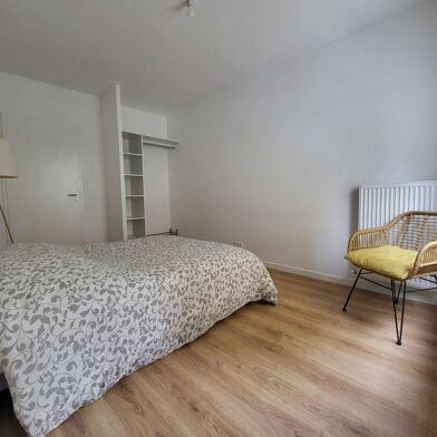 Appartement 2 pièces 710 €
