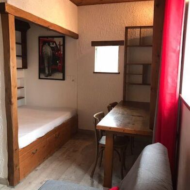 Appartement 2 pièces 735 €
