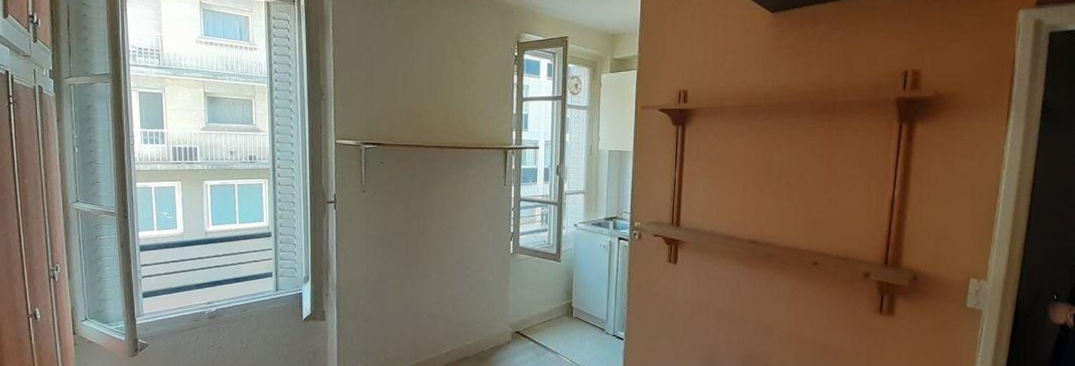 Appartement 1 Pièce 14 m² à louer à Paris 15 (75015)