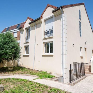 Maison 5 pièces 2800 €