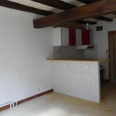 Appartement 3 pièces 775 €