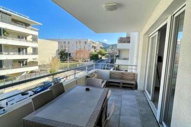 Appartement 2 pièces 1060 €