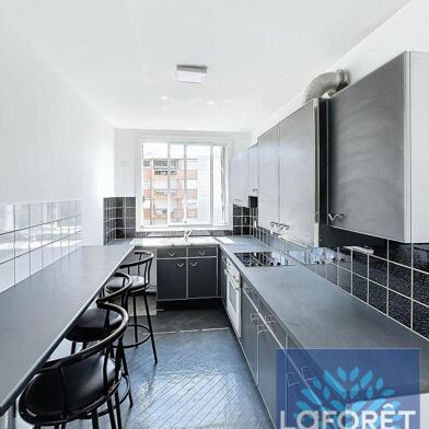 Appartement 3 pièces 1350 €