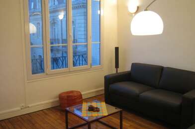 Appartement 3 pièces 890 €