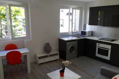 Appartement 2 pièces 1050 €