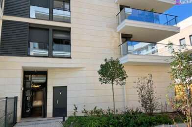 Appartement 1 pièces 864 €