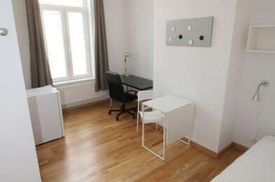 Appartement 1 pièces 450 €