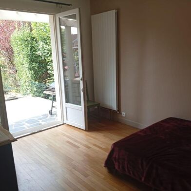 Appartement 1 pièces 650 €