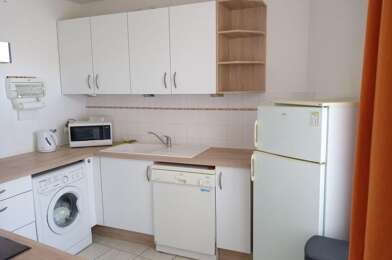 Appartement 3 pièces 1044 €