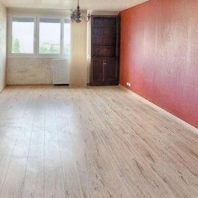 Appartement 3 pièces 550 €