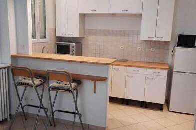 Appartement 1 pièces 900 €