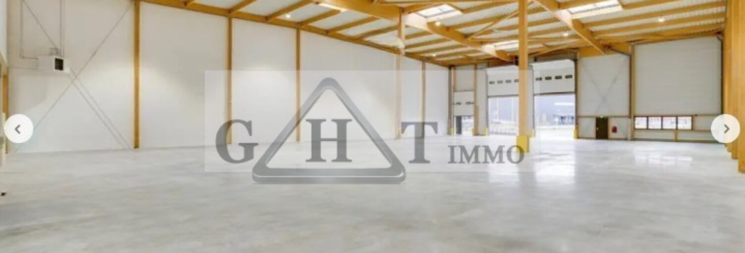 Local industriel  1636 m² à louer à Brie-Comte-Robert (77170)