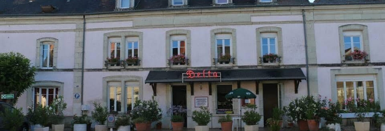 Immeuble  694 m² à vendre à Lencloître (86140)