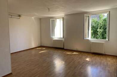 Appartement 3 pièces 698 €