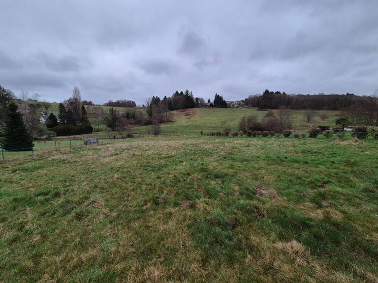 Terrain constructible  2662 m²  19490 Sainte Fortunade — photo 1