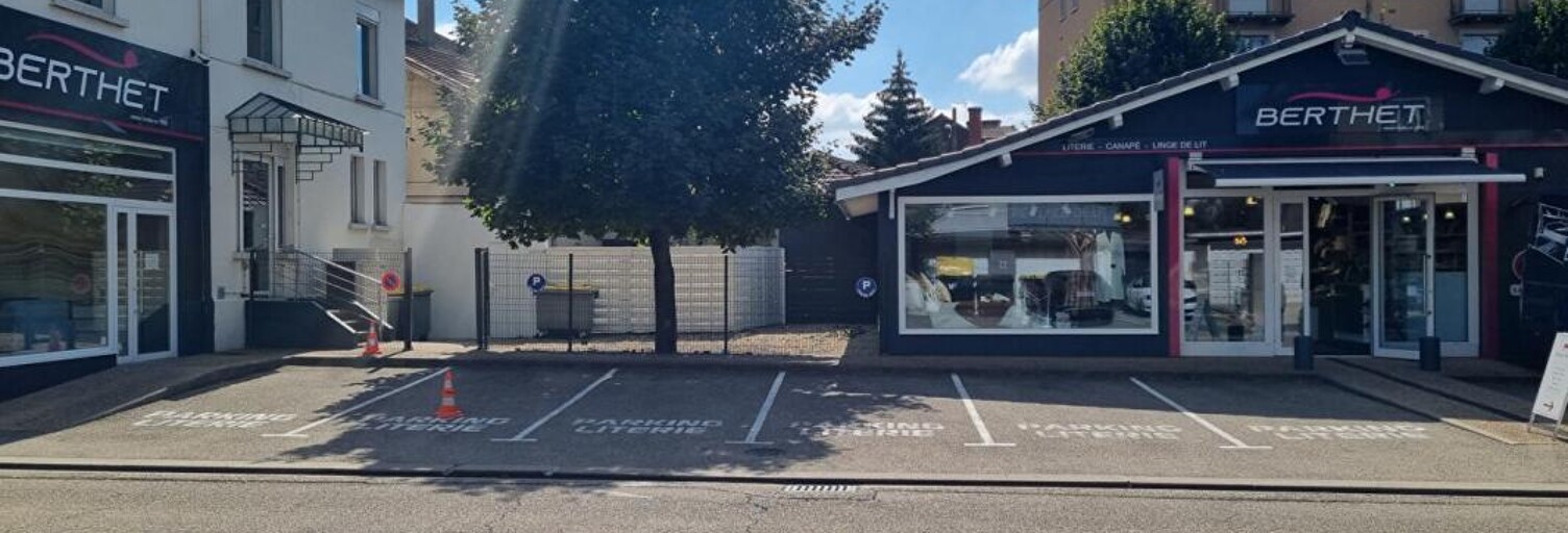 Immeuble  225 m² à vendre à Bourg-en-Bresse (01000)