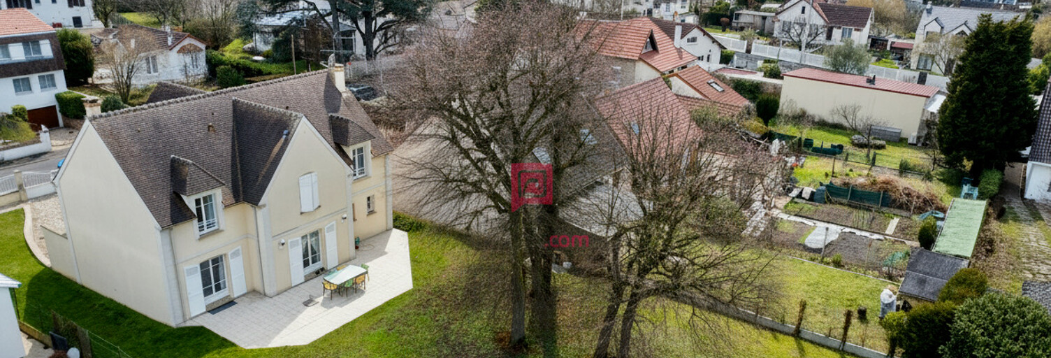 Maison 8 Pièces 196 m² à vendre à Sainte-Geneviève-des-Bois (91700)