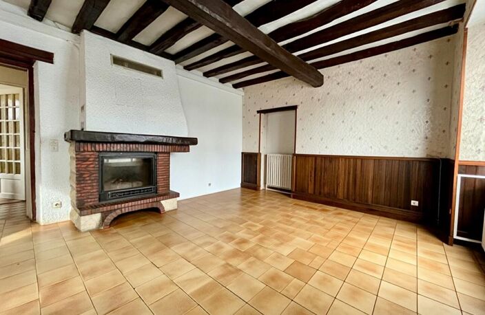 Maison en pierre et dependances + cour — photo 2