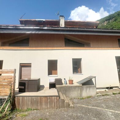 Maison 5 pièces 415000 €