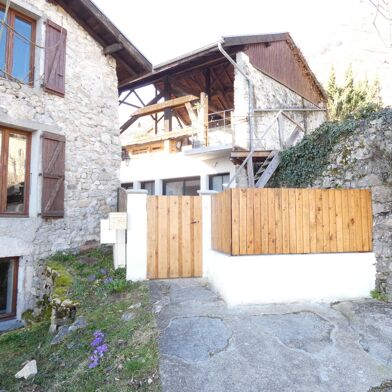 Maison 5 pièces 369000 €