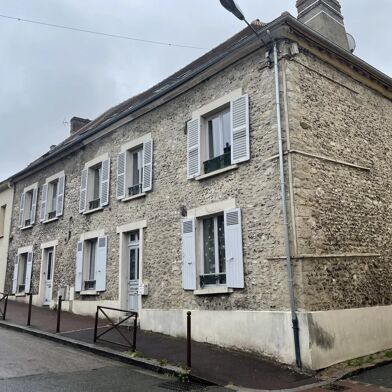 Appartement 1 pièces 530 €